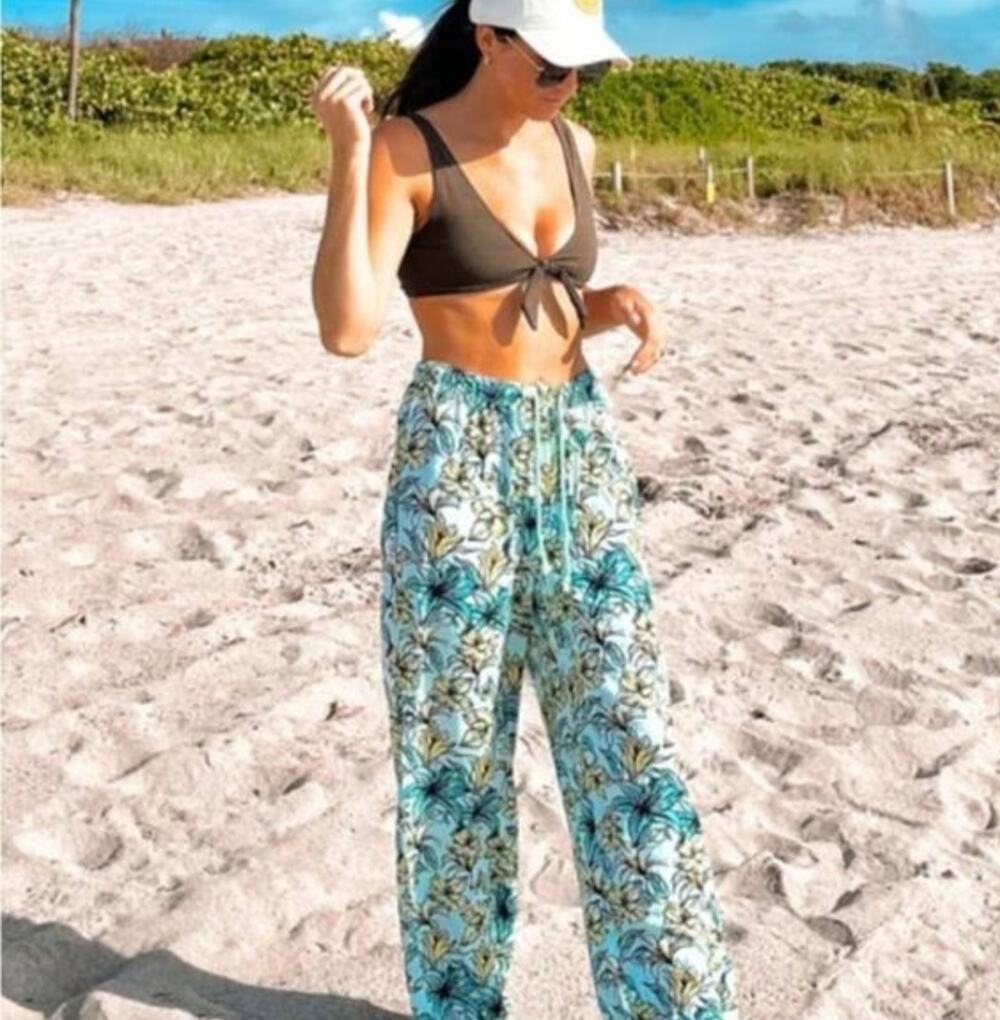 Beach Riot Women’s Medium Blue Lagoon Pull on Pants Patterned